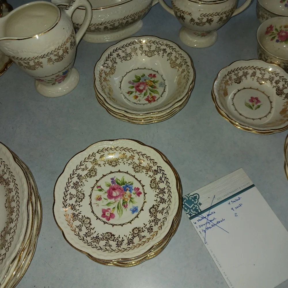 China Set - Picture 3 of 4